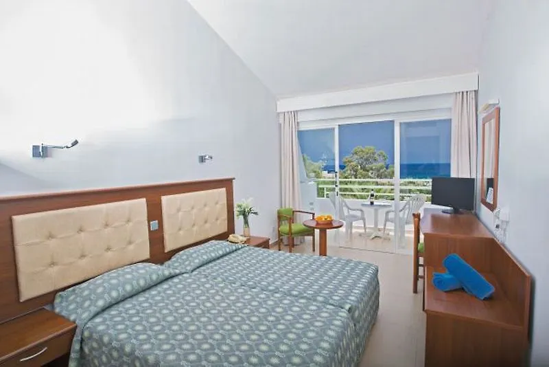 ***  Hotel Adelais Bay Cyprus